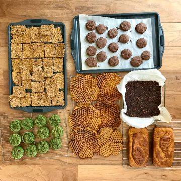 Muffins, Waffeln, Brownie, Brot und Kekse auf Vorrat gebacken zum Einfrieren