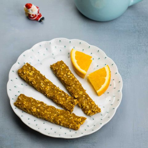 Zuckerfreie Weihnachtskekse für Babys schnell selber backen — Kleine 